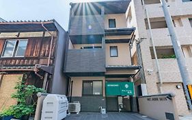ホテル ウエスト アヴェニュー西院